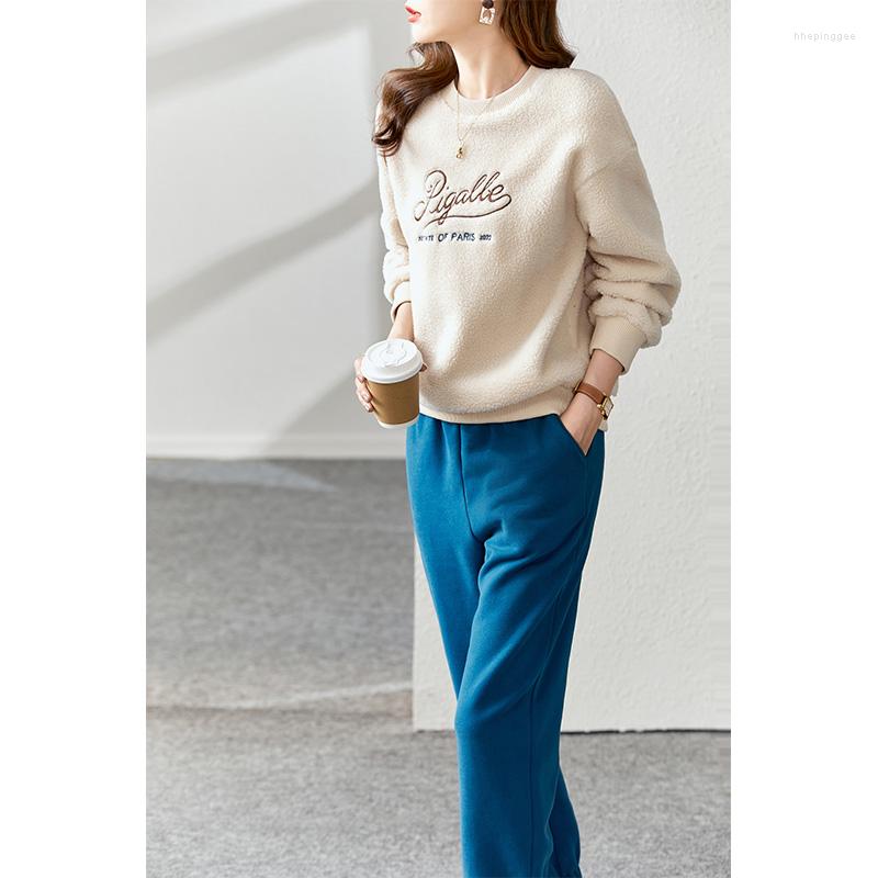 Women' Two Piece Pants Vimly Plus Velvet Warm Sports Suit Women' 2023 Fashion Hoodies Elastic Sweatpants Two-piece Sets Winter, Apricot blue
Women' Two Piece Pants Vimly Plus Velvet Warm Sports Suit Women' 2023 Fashion Hoodies Elastic Sweatpants Two-piece Sets Winter, Apricot blue
