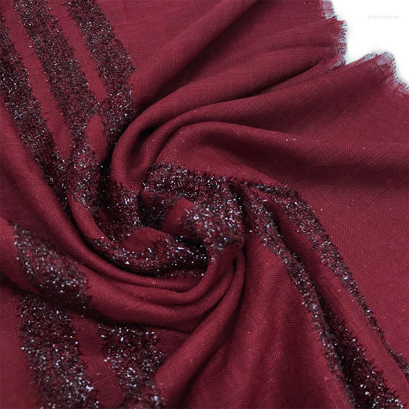 Scarves 1PCS Plain Glitter Hijab Maxi Shimmer Stripe Shawls Women Sparkling Muslim Head Scarf Solid Wraps
Scarves 1PCS Plain Glitter Hijab Maxi Shimmer Stripe Shawls Women Sparkling Muslim Head Scarf Solid Wraps
