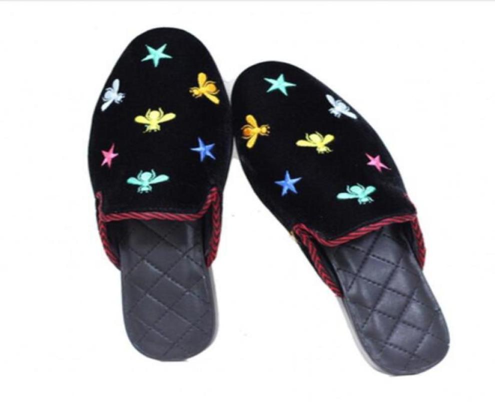 Fashion Velvet Colorful Bees Half Slippers Men Lazy Shoes Outdoor Cover toe Slides Mens Casual Shoes Flats4171033, Black
Fashion Velvet Colorful Bees Half Slippers Men Lazy Shoes Outdoor Cover toe Slides Mens Casual Shoes Flats4171033, Black