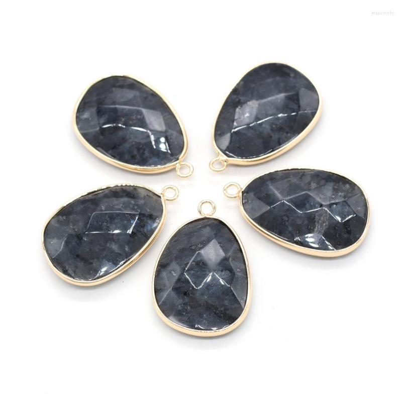 Pendant Necklaces 1pcs Natural Black Flash Labradorite Stone Pendants Charms For Necklace Earring Jewelry Making Gift Size 23x34mm
Pendant Necklaces 1pcs Natural Black Flash Labradorite Stone Pendants Charms For Necklace Earring Jewelry Making Gift Size 23x34mm