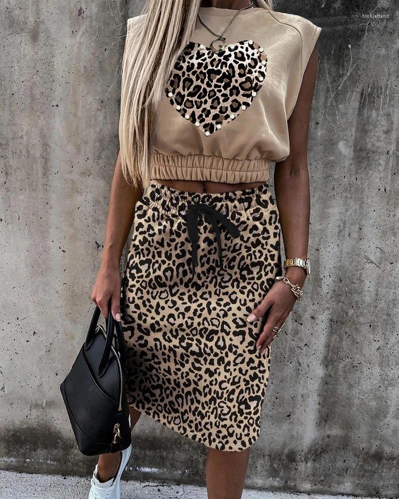 Skirts 2023 Ashion Lace Sexy Leopard Print Sleeveless Short Waist Top And Drawstring Skirt Two-piece Suit Women Clothes, Gray
Skirts 2023 Ashion Lace Sexy Leopard Print Sleeveless Short Waist Top And Drawstring Skirt Two-piece Suit Women Clothes, Gray