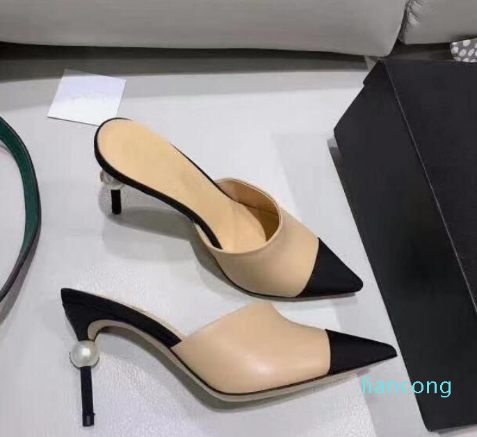 Designer dress shoes Women Goatskin Grosgrain Pumps Genuine Leather Pearl High Heels OL Dress Shoes Lady Beige White Black Single Shoes Original Box
Designer dress shoes Women Goatskin Grosgrain Pumps Genuine Leather Pearl High Heels OL Dress Shoes Lady Beige White Black Single Shoes Original Box
