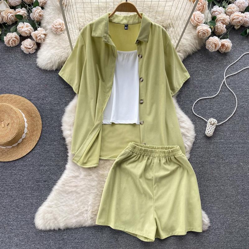 Women's Tracksuits 2023 Women Summer Three Piece Sets Casual Cotton Solid Short Sleeve Tops Blouse Shirt Elastic Waist Wide Leg Shorts Vest, Green set
Women's Tracksuits 2023 Women Summer Three Piece Sets Casual Cotton Solid Short Sleeve Tops Blouse Shirt Elastic Waist Wide Leg Shorts Vest, Green set