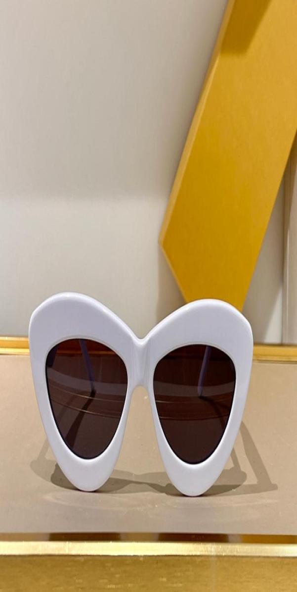 White Cat Eye Sunglasses for Women Summer Sun Glasses Shades outdoor UV400 Protection Eyewear with Box1715834
White Cat Eye Sunglasses for Women Summer Sun Glasses Shades outdoor UV400 Protection Eyewear with Box1715834