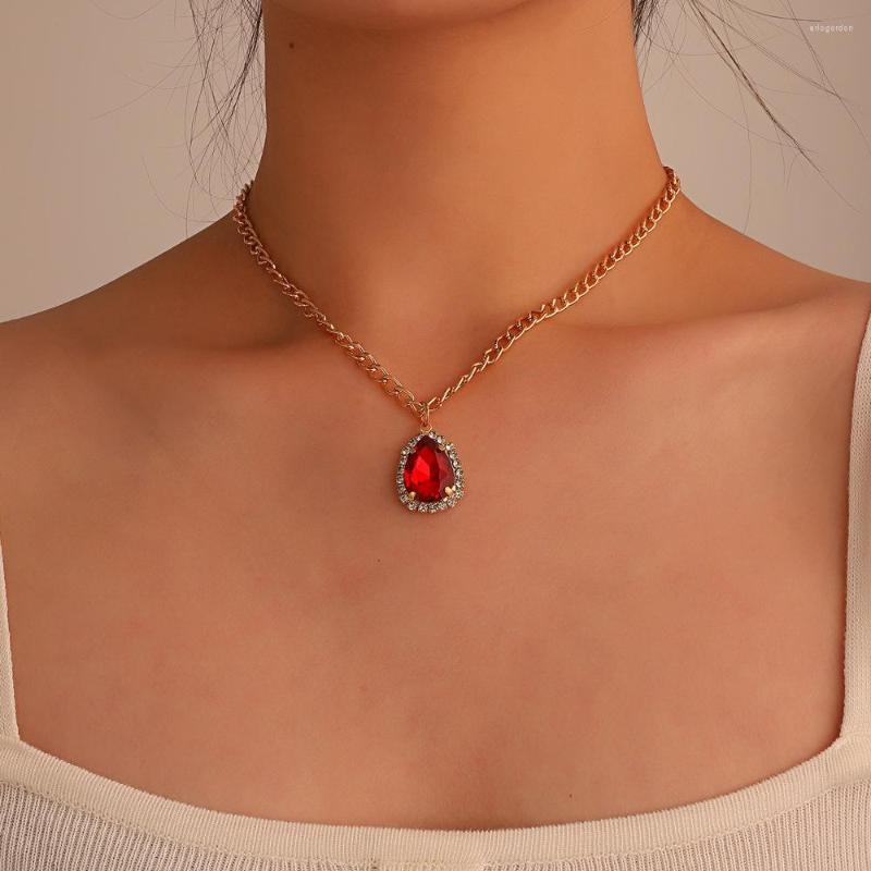 Choker Vintage Micro-set Zircon Water Drop Pendant Necklace For Women Light Luxury Rhinestone Clavicle Necklaces Fashion Jewelry
Choker Vintage Micro-set Zircon Water Drop Pendant Necklace For Women Light Luxury Rhinestone Clavicle Necklaces Fashion Jewelry
