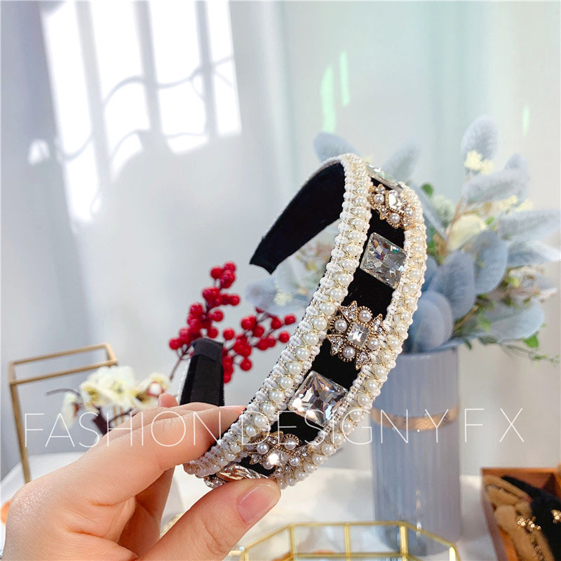 Korean Handmade Rhinestone Band Pearl Headband Hair Accessories Female Online Influencer Fashion out Hairs Pressing Hairpin Headdress Hair Hoop
Korean Handmade Rhinestone Band Pearl Headband Hair Accessories Female Online Influencer Fashion out Hairs Pressing Hairpin Headdress Hair Hoop