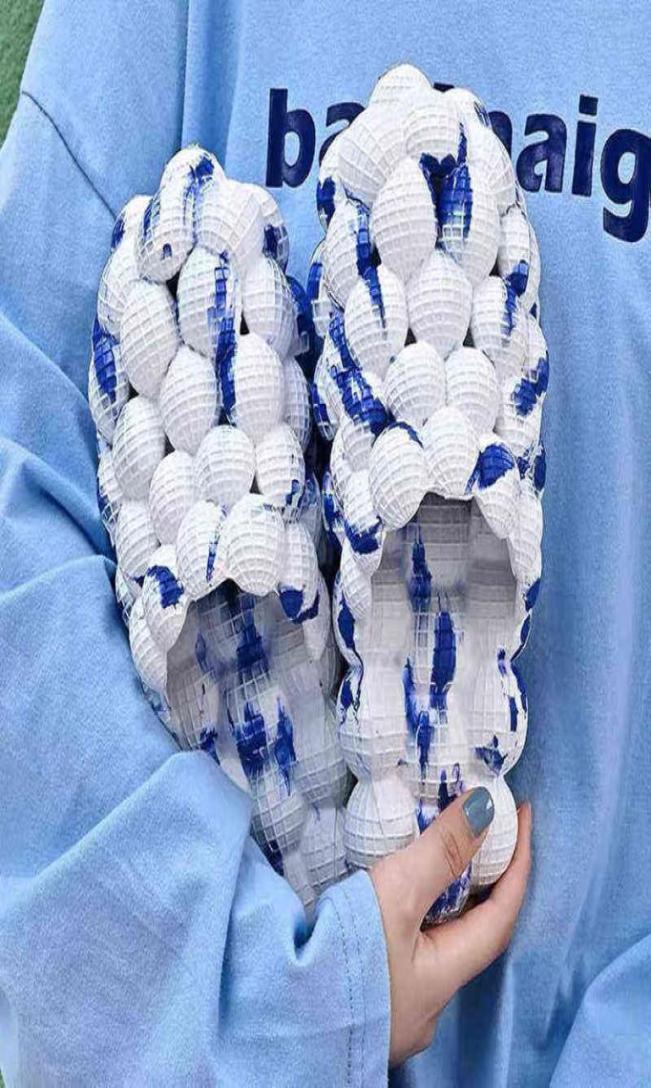 Slipper 2022 Summer Bubble Slipper Tie Dye Women Men Eva Slide with Charm Platform Foam Sandal Flat Fashion Message Designer Shoe 1142844, Dark navy 
Slipper 2022 Summer Bubble Slipper Tie Dye Women Men Eva Slide with Charm Platform Foam Sandal Flat Fashion Message Designer Shoe 1142844, Dark navy