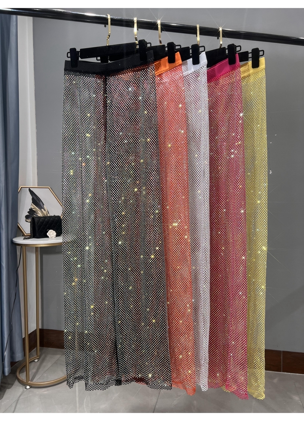 Women's Pants s Club Party Ladies Sexy Hollowed Out AB Color Diamond Sparkling Mesh Leggings Slim Trousers Black Y2k 230419
Women's Pants s Club Party Ladies Sexy Hollowed Out AB Color Diamond Sparkling Mesh Leggings Slim Trousers Black Y2k 230419