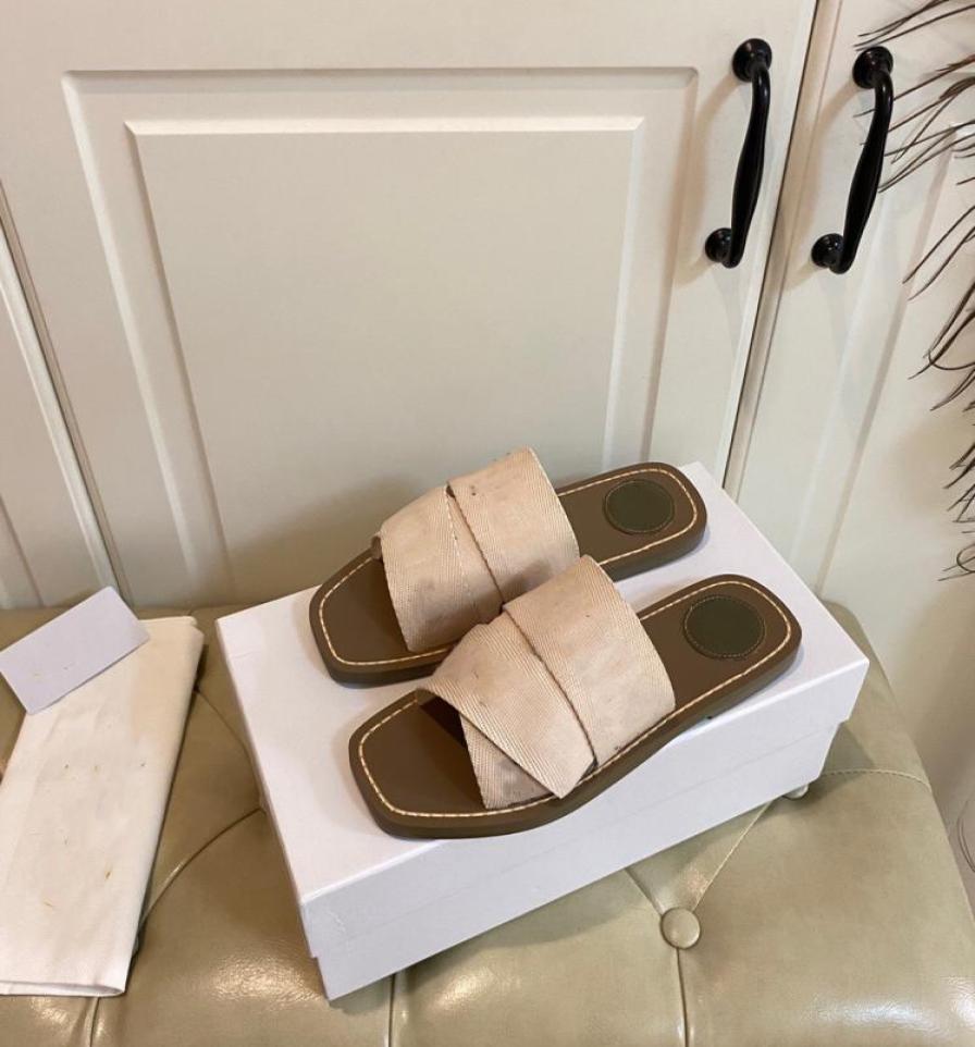 Luxury slippers cross braided with alphabetic rubber soles size 35429767977, Chocolate
Luxury slippers cross braided with alphabetic rubber soles size 35429767977, Chocolate