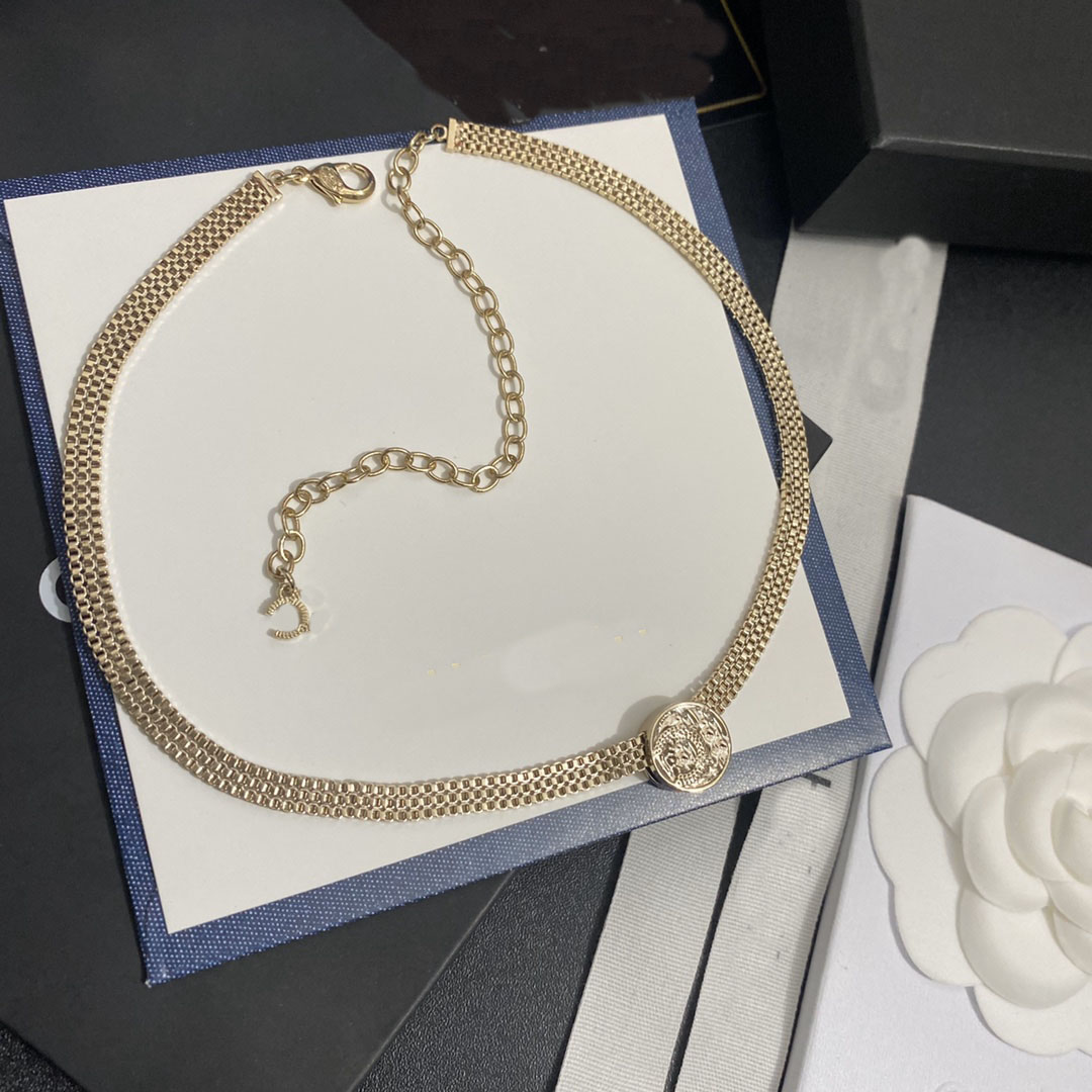 18K Gold Plated Brass Copper Designer Necklace Fashion Women Brand C-Letter Long Chain Sweater Pendant Rhinestone Crystal Pearl Choker Wedding Jewelry B126
18K Gold Plated Brass Copper Designer Necklace Fashion Women Brand C-Letter Long Chain Sweater Pendant Rhinestone Crystal Pearl Choker Wedding Jewelry B126