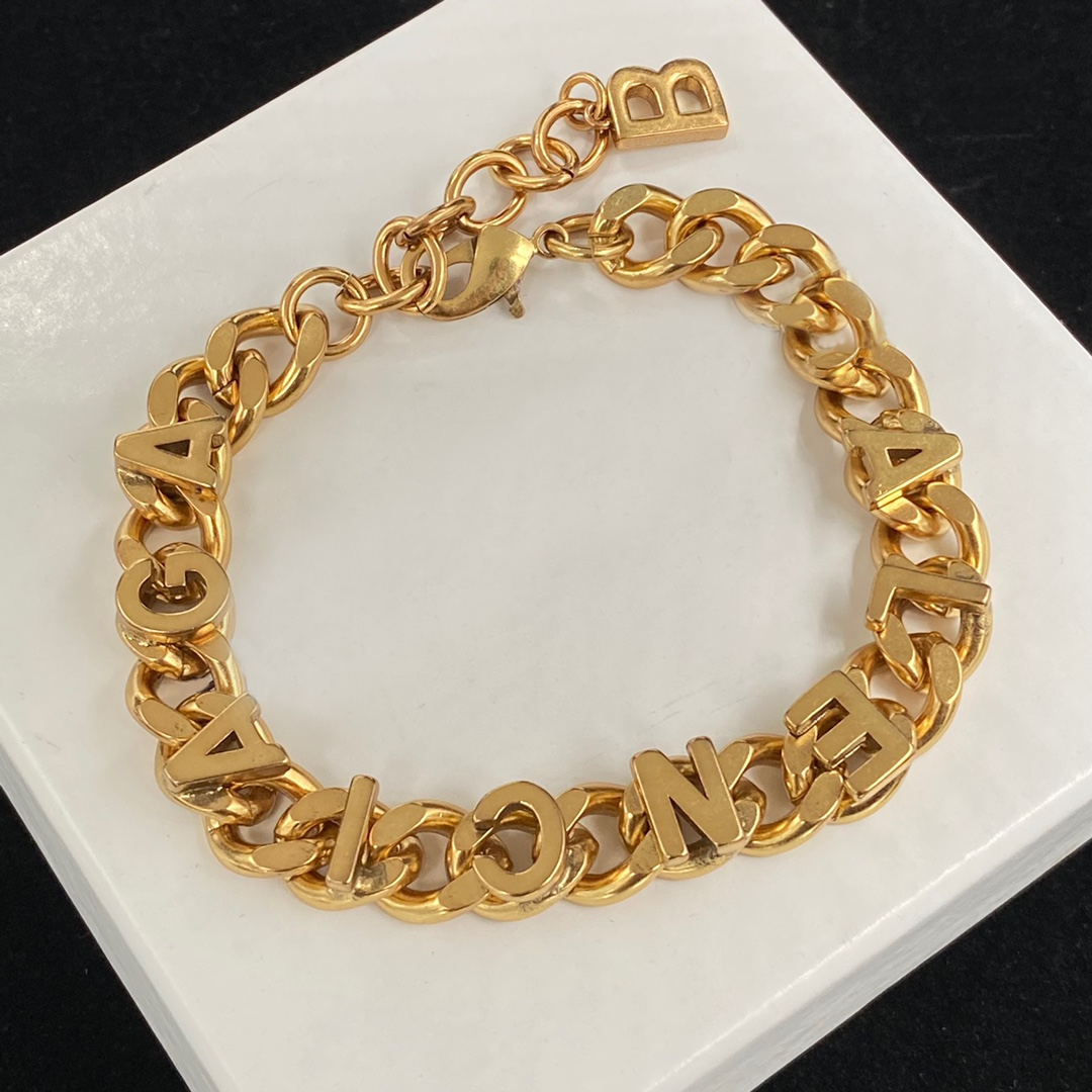 Fashion bracelet designer for women chain elegant gold and silver Bracelet fashion womens wedding special design jewelry
Fashion bracelet designer for women chain elegant gold and silver Bracelet fashion womens wedding special design jewelry