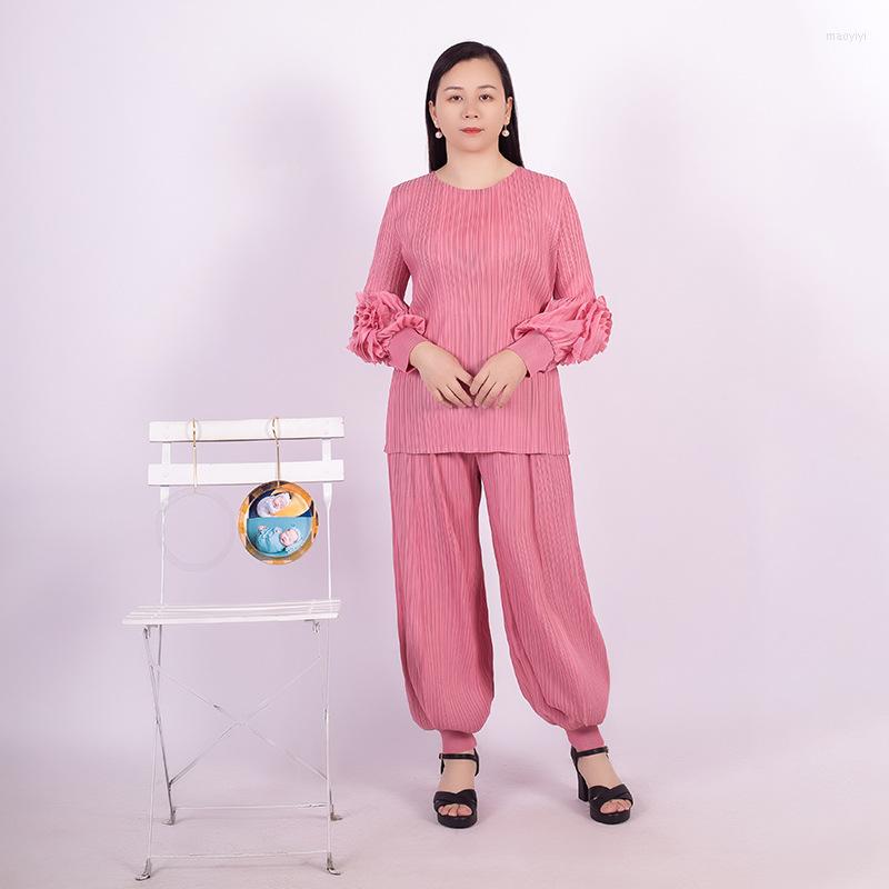 Women's Two Piece Pants Miyake Pleated Women's 2023 Solid Color Embroidered Round Neck Long Sleeve Temperament Large Womens Peice Sets, Black
Women's Two Piece Pants Miyake Pleated Women's 2023 Solid Color Embroidered Round Neck Long Sleeve Temperament Large Womens Peice Sets, Black