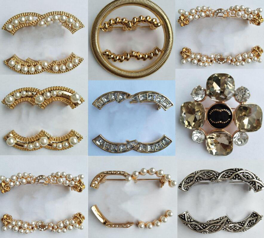 23ss 20style 18K Gold Plated Copper Letters Brooches Hollow Tassel Women Luxury Designer Round Lady Crystal Pearl Brass Brooch Pins Metal Jewelry Accessories Gift
23ss 20style 18K Gold Plated Copper Letters Brooches Hollow Tassel Women Luxury Designer Round Lady Crystal Pearl Brass Brooch Pins Metal Jewelry Accessories Gift