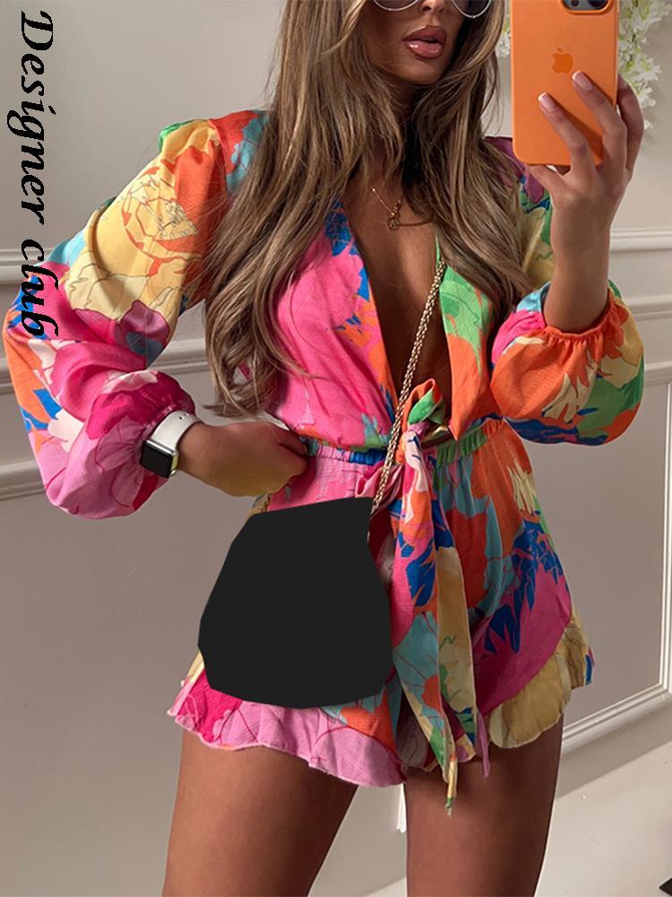 Dress Printed Blouses Suits Women Fashion Deep V Neck Tie Belt Long Sleeve Suit Female Elegant Flare Shorts Two Piece Set
Dress Printed Blouses Suits Women Fashion Deep V Neck Tie Belt Long Sleeve Suit Female Elegant Flare Shorts Two Piece Set