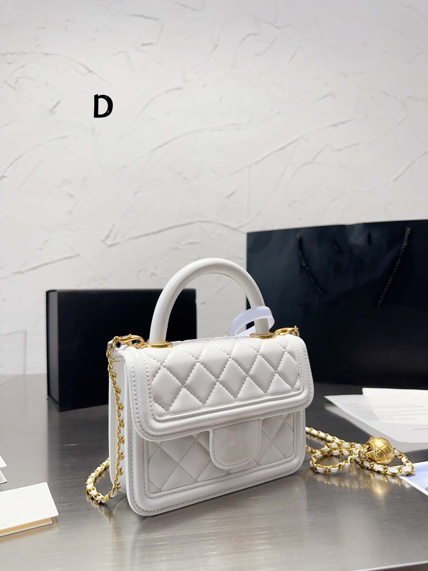 Designer Handbag Shoulder Chain Bag Clutch Flap Totes Bags Wallet Check Velour Thread Purse Double Letters Solid Hasp Waist Square Stripes Women Luxury Handbags, White
Designer Handbag Shoulder Chain Bag Clutch Flap Totes Bags Wallet Check Velour Thread Purse Double Letters Solid Hasp Waist Square Stripes Women Luxury Handbags, White