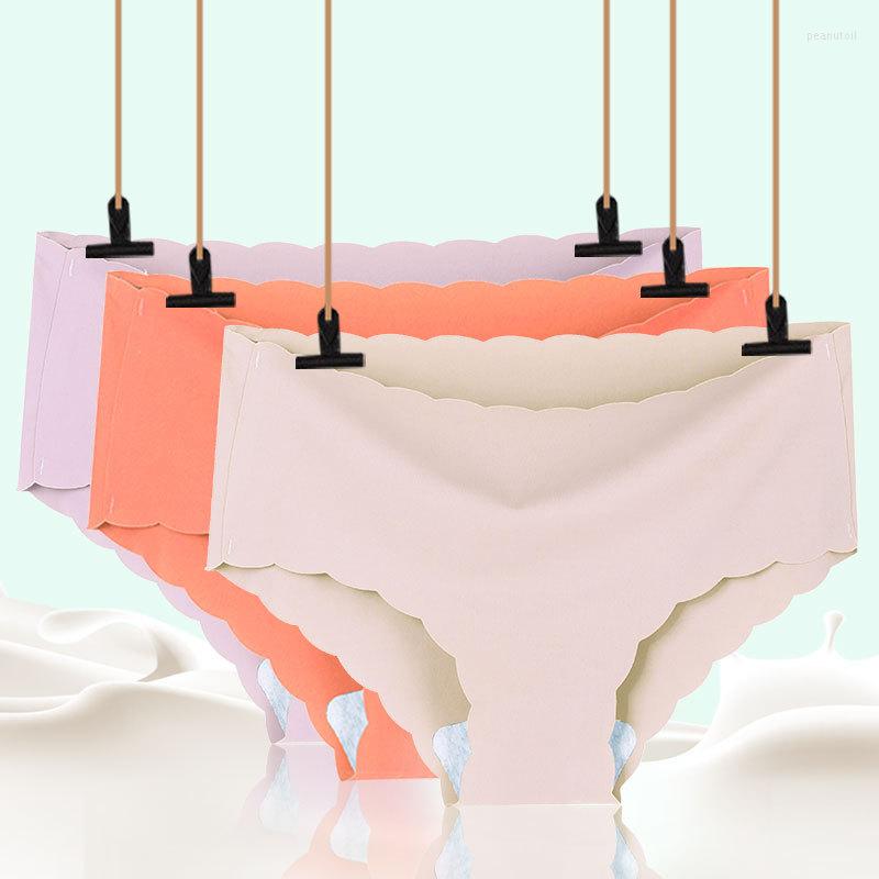 Women's Panties Seamless Underwear Ice Silk Women's Mid-Waist Cotton Shorts Wavy Girl Hip-Lifting Triangle Briefs Female Intimates, Black
Women's Panties Seamless Underwear Ice Silk Women's Mid-Waist Cotton Shorts Wavy Girl Hip-Lifting Triangle Briefs Female Intimates, Black