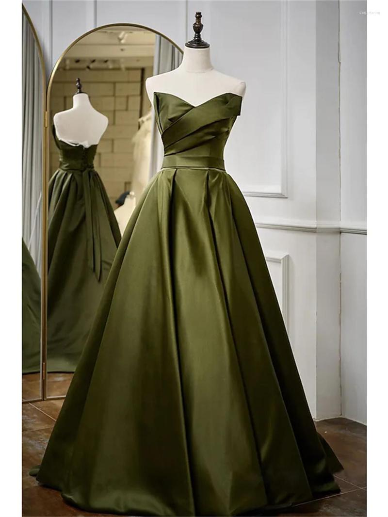 Party Dresses Evening Pure Color A-Line Sleeveless Prom Floor Length Satin Sash /Ribbon Elegant Scoop Neck Tulle 2023 Pleats Strappy, Red
Party Dresses Evening Pure Color A-Line Sleeveless Prom Floor Length Satin Sash /Ribbon Elegant Scoop Neck Tulle 2023 Pleats Strappy, Red