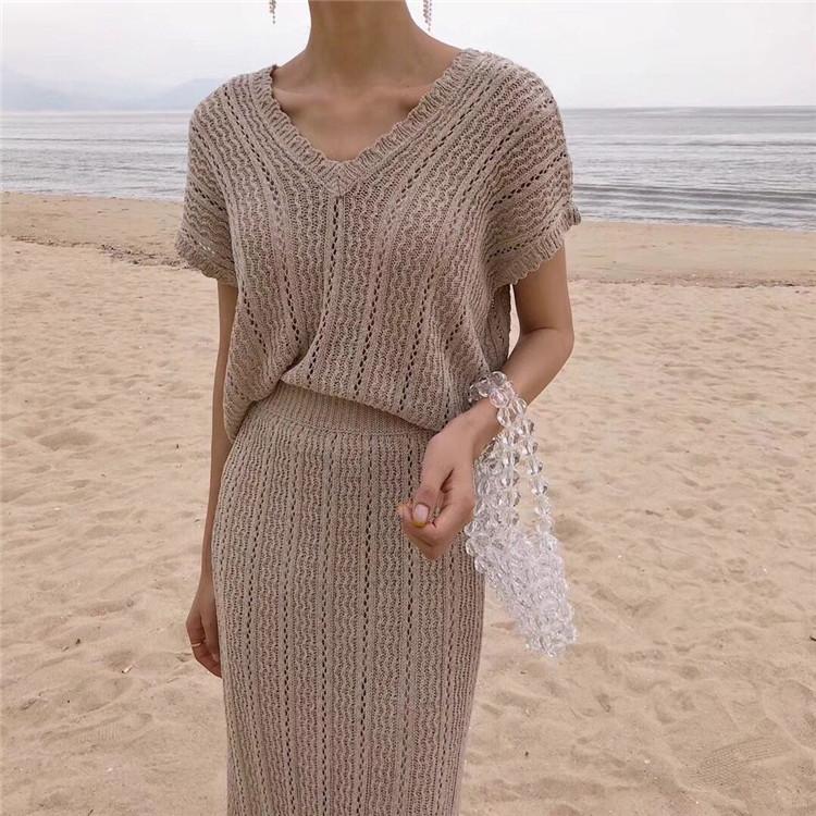 Dress Fashion women's suit 2021 individual knitting simple and elegant lady shortsleeved Tshirt + skirt twopiece long skirt, Apricot
Dress Fashion women's suit 2021 individual knitting simple and elegant lady shortsleeved Tshirt + skirt twopiece long skirt, Apricot