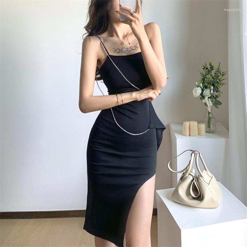 Casual Dresses Real 2023 Fashion Chain Design Irregular Sexy Sling Slit Temperament Black Dress
Casual Dresses Real 2023 Fashion Chain Design Irregular Sexy Sling Slit Temperament Black Dress