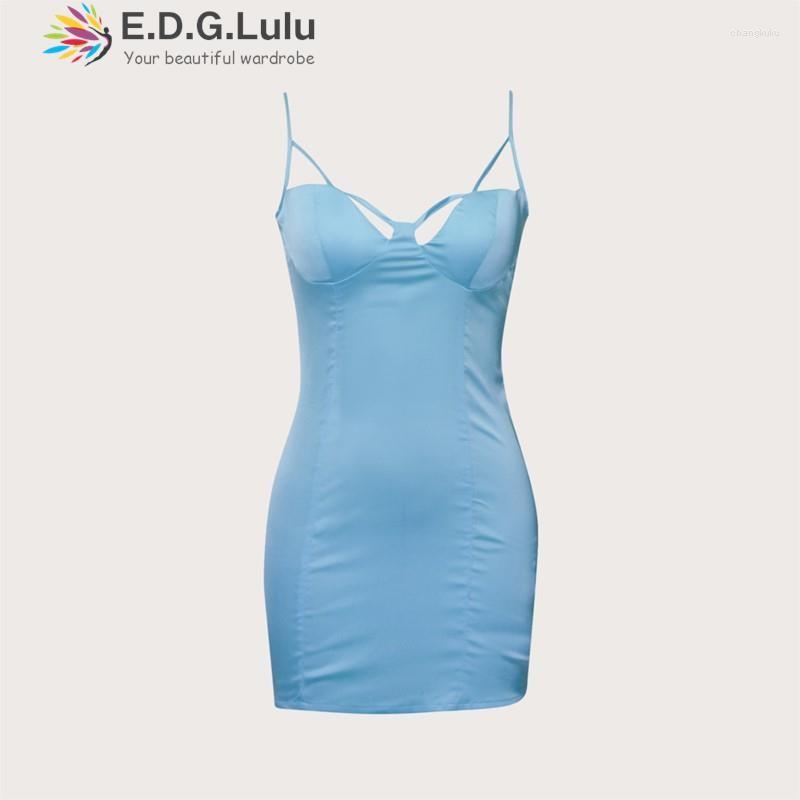 Casual Dresses EDGLuLu Sexy V Neck Hollow Out Blue Satin Party For Women Sleeveless Backless Mini Suspender Dress Vestidos 2023 0305
Casual Dresses EDGLuLu Sexy V Neck Hollow Out Blue Satin Party For Women Sleeveless Backless Mini Suspender Dress Vestidos 2023 0305