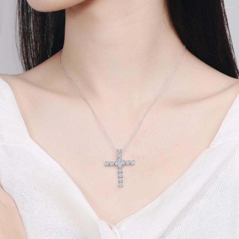 Pendant Necklaces Charming Heart-Shaped Cubic Zirconia Cross Necklace Clavicle Jewelry Gifts For Women Teen Girls
Pendant Necklaces Charming Heart-Shaped Cubic Zirconia Cross Necklace Clavicle Jewelry Gifts For Women Teen Girls