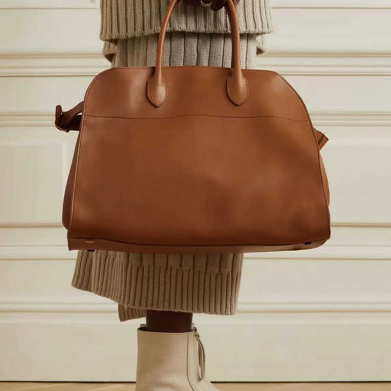 Fashion Duffel Bag Luxury Evening Bags 38cm Classic Style Cowhide Handbag Simple Single Shoulder Bag The Large Capacity Tote Commuting Bags