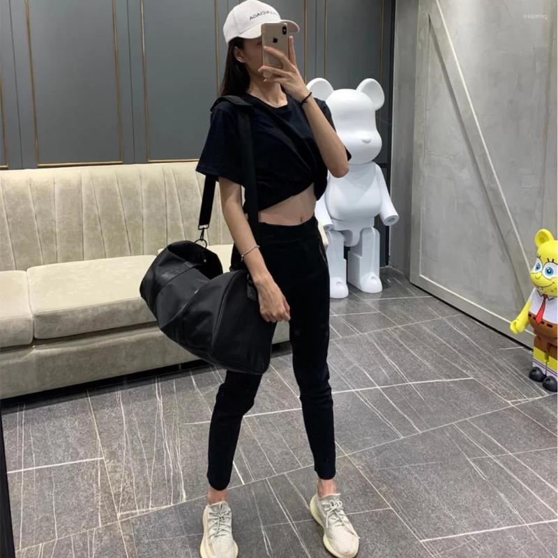 Shopping Bags Fashion Brands Waterproof Nylon Yoga Gym Bag Male Swimming Portable Outdoor Sports Travel Large Capacity Female, Black
Shopping Bags Fashion Brands Waterproof Nylon Yoga Gym Bag Male Swimming Portable Outdoor Sports Travel Large Capacity Female, Black