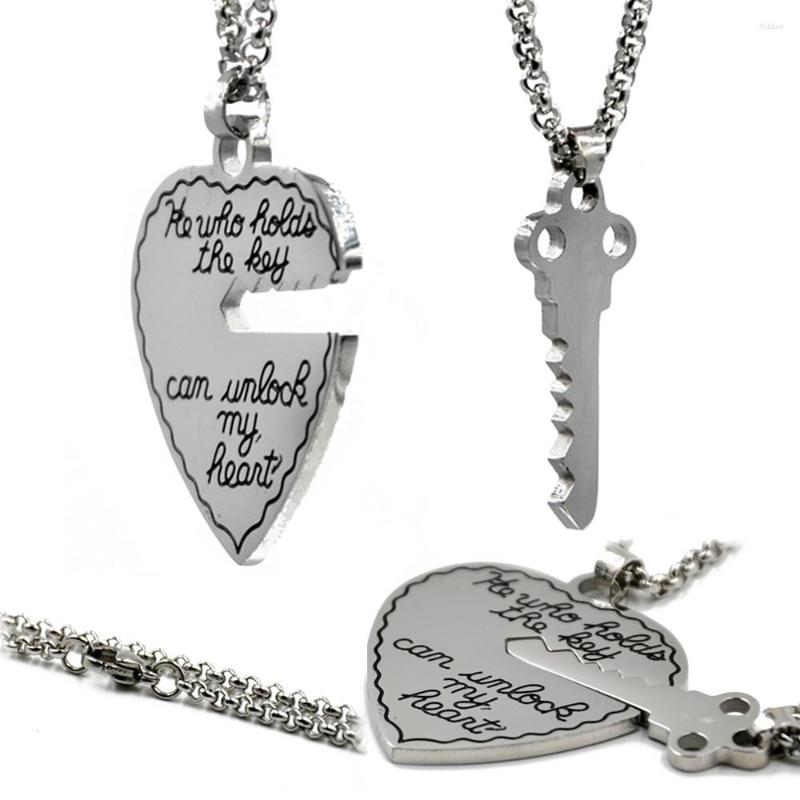 Pendant Necklaces Showlove- Steel Heart Shape With Key Chain Lovers' Necklace Nice Gift Exquisite Body Fashion Jewelry
Pendant Necklaces Showlove- Steel Heart Shape With Key Chain Lovers' Necklace Nice Gift Exquisite Body Fashion Jewelry