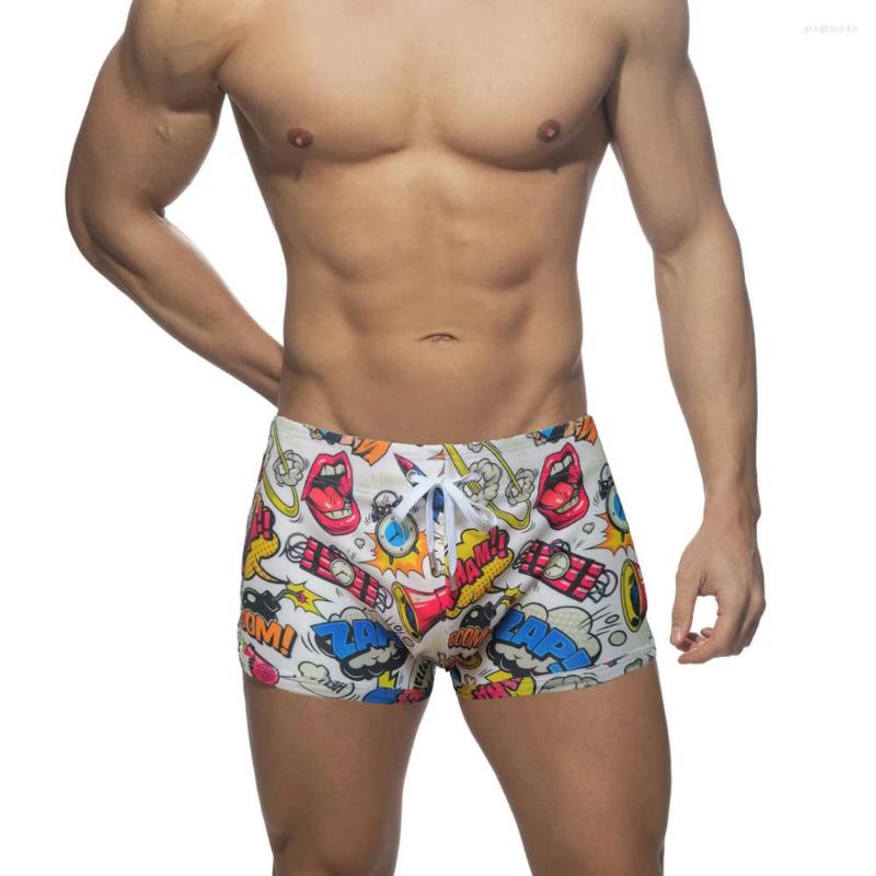Men's Swimwear Men's Printed Swim Shorts European American Fashion Sexy Low Waist Tether Summer Beach Surf Wading Quick Dry, Grey
Men's Swimwear Men's Printed Swim Shorts European American Fashion Sexy Low Waist Tether Summer Beach Surf Wading Quick Dry, Grey