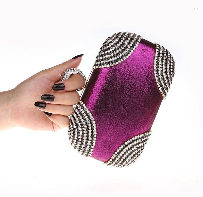 Shoulder Bags Purple Chinese Women's Bag Bridal Wedding Clutch Polyester Handbag Party Purse Makeup 03529, Black
Shoulder Bags Purple Chinese Women's Bag Bridal Wedding Clutch Polyester Handbag Party Purse Makeup 03529, Black