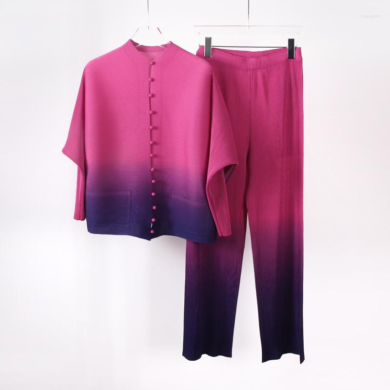 Women's Two Piece Pants 2023 Miyake Ruffled Spring/Summer Gradient Cardigan Top Casual Women's Loose Fashion T-shirt Button Up Coat, Rose red
Women's Two Piece Pants 2023 Miyake Ruffled Spring/Summer Gradient Cardigan Top Casual Women's Loose Fashion T-shirt Button Up Coat, Rose red