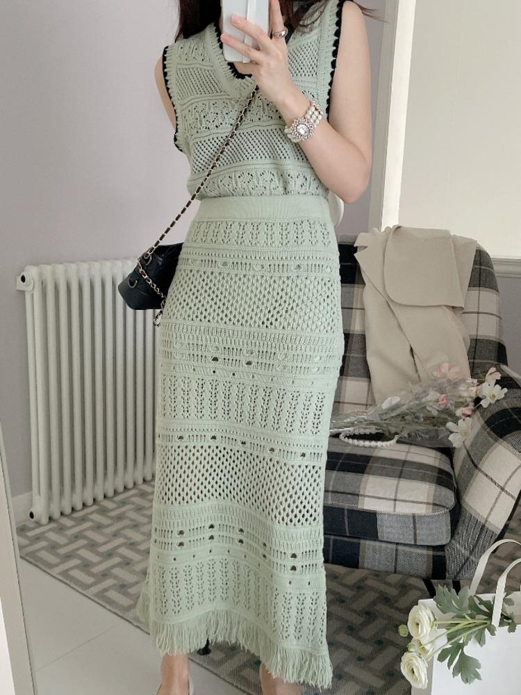 Dress Korean Tassel Weave Fashion Design Hollow Elegant Temperament Suit 2022 Spring And Summer Package Hip Skirt Women Twopiece, White
Dress Korean Tassel Weave Fashion Design Hollow Elegant Temperament Suit 2022 Spring And Summer Package Hip Skirt Women Twopiece, White