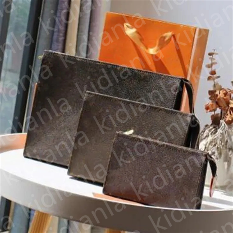 Designer Woman Bag Handbag Purse Clutch wallet Toilet pouch Cosmetic cases women fashion flower checkers, Flower 15cm
Designer Woman Bag Handbag Purse Clutch wallet Toilet pouch Cosmetic cases women fashion flower checkers, Flower 15cm