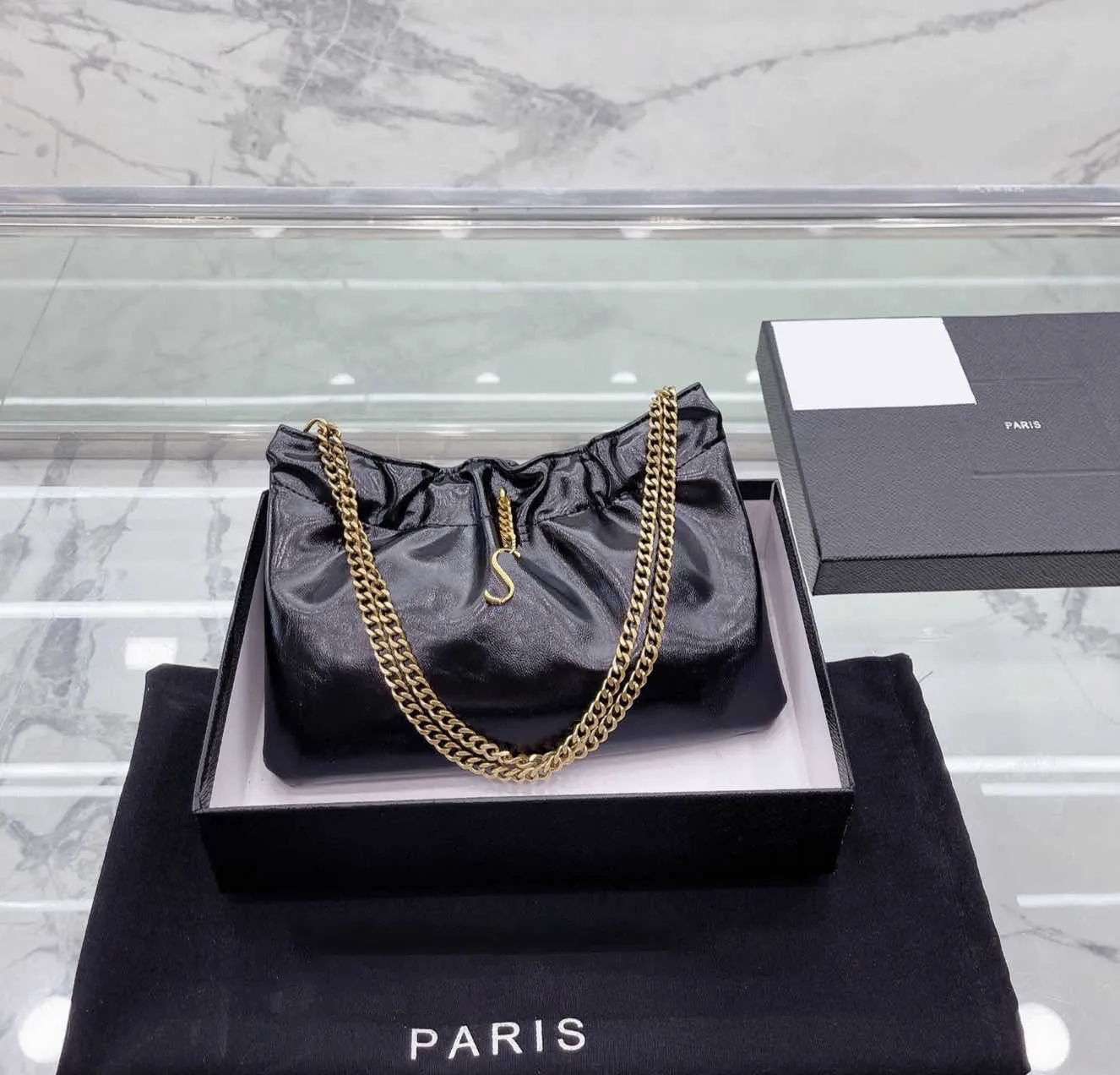 2023 Women cross body Mini designer chain underarm Bags Fashion Shoulder Bag classic letter pattern Handbag 5A top texture lady Purse
2023 Women cross body Mini designer chain underarm Bags Fashion Shoulder Bag classic letter pattern Handbag 5A top texture lady Purse