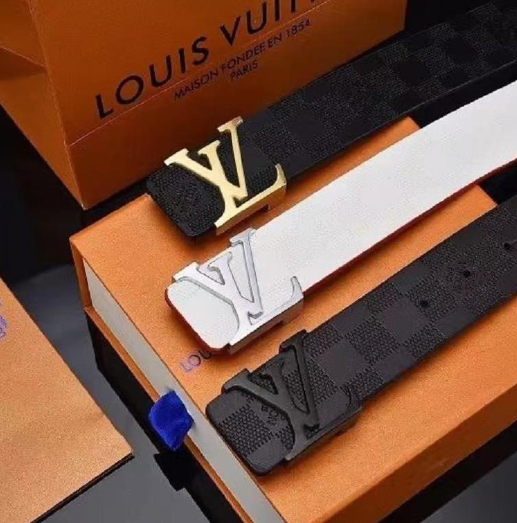 PV11 Fashion Louis Vuitton classic mens designers LV belts women men casual letter smooth buckle belt width 3.8cm with louise, Customize
PV11 Fashion Louis Vuitton classic mens designers LV belts women men casual letter smooth buckle belt width 3.8cm with louise, Customize