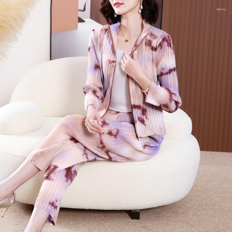 Women's Two Piece Pants Pant Suits 2023 Spring Miyake Pleated Woman Clothes Fashion Stand Collar Zipper Jacket Ankle-Length, Cyan top pant
Women's Two Piece Pants Pant Suits 2023 Spring Miyake Pleated Woman Clothes Fashion Stand Collar Zipper Jacket Ankle-Length, Cyan top pant