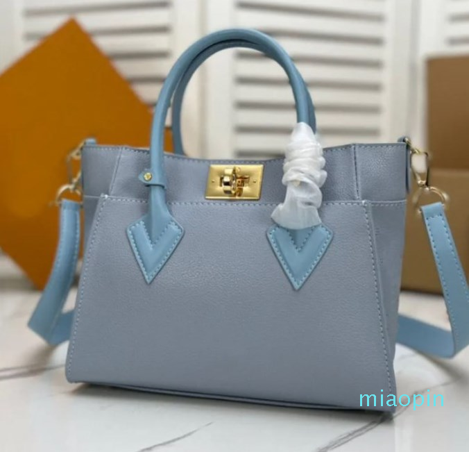 Designer-Women Tote Bag Side Hollow Out Handbags Designer Bag Totes Bags Crossbody Bags Shoulder Bags Twist Lock Purse Cowhide Genuine Leather, Blue
Designer-Women Tote Bag Side Hollow Out Handbags Designer Bag Totes Bags Crossbody Bags Shoulder Bags Twist Lock Purse Cowhide Genuine Leather, Blue