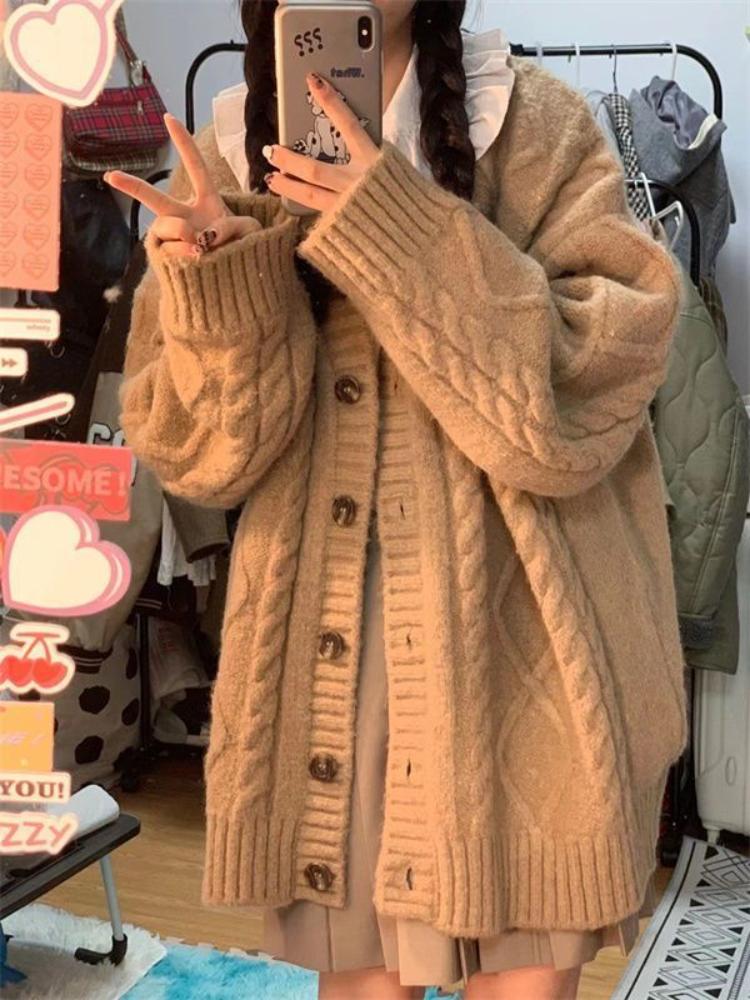 Sweaters AUTUMN WINTER VINTAGE KNITTED SWEATER WOMEN KOREAN FASHION LOOSE WARM SWEATERS FEMALE LONG SLEEVE CASUAL SOLID CARDIGAN 2022, Khaki
Sweaters AUTUMN WINTER VINTAGE KNITTED SWEATER WOMEN KOREAN FASHION LOOSE WARM SWEATERS FEMALE LONG SLEEVE CASUAL SOLID CARDIGAN 2022, Khaki