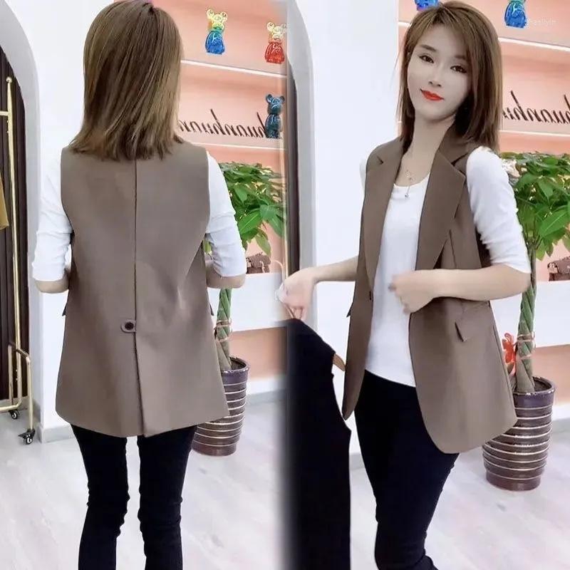 Women's Vests Casual Fashion Vest Women 2023 Spring Korean Versatile Suit Collar Back Split One Button Top Women's Waistcoat, Black
Women's Vests Casual Fashion Vest Women 2023 Spring Korean Versatile Suit Collar Back Split One Button Top Women's Waistcoat, Black