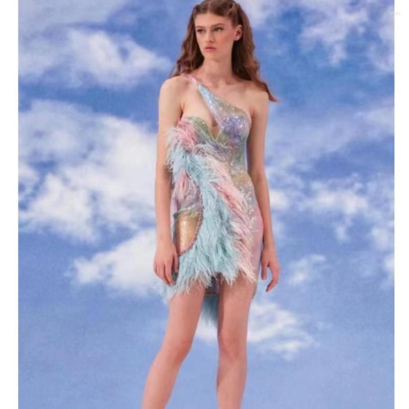 Casual Dresses Fashion Colorful Sleeveless Slim Bandage Dress 2023 Elegant Backless Feather Sequins Tight Mini Party, Mixed
Casual Dresses Fashion Colorful Sleeveless Slim Bandage Dress 2023 Elegant Backless Feather Sequins Tight Mini Party, Mixed