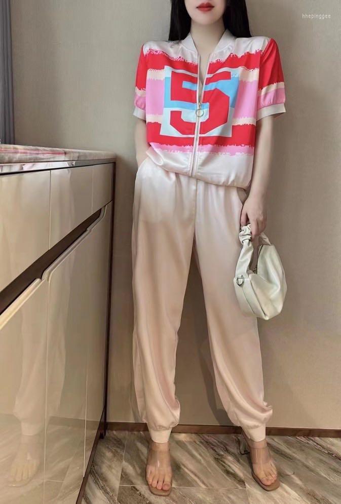 Women' Two Piece Pants Q04309 Fashion Women' Sets 2023 Runway Luxury European Design Party Style Clothing, Picture shown
Women' Two Piece Pants Q04309 Fashion Women' Sets 2023 Runway Luxury European Design Party Style Clothing, Picture shown