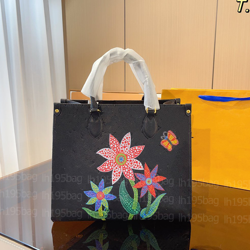 Womens OnTheGo Women Tote Bags Hand Bill Shoulder Crossbody Bag Printed Shopping Bag Designer Shoulder Colorful Canvas Leather The Go neveres fulles, Black 35*16*30cm
Womens OnTheGo Women Tote Bags Hand Bill Shoulder Crossbody Bag Printed Shopping Bag Designer Shoulder Colorful Canvas Leather The Go neveres fulles, Black 35*16*30cm