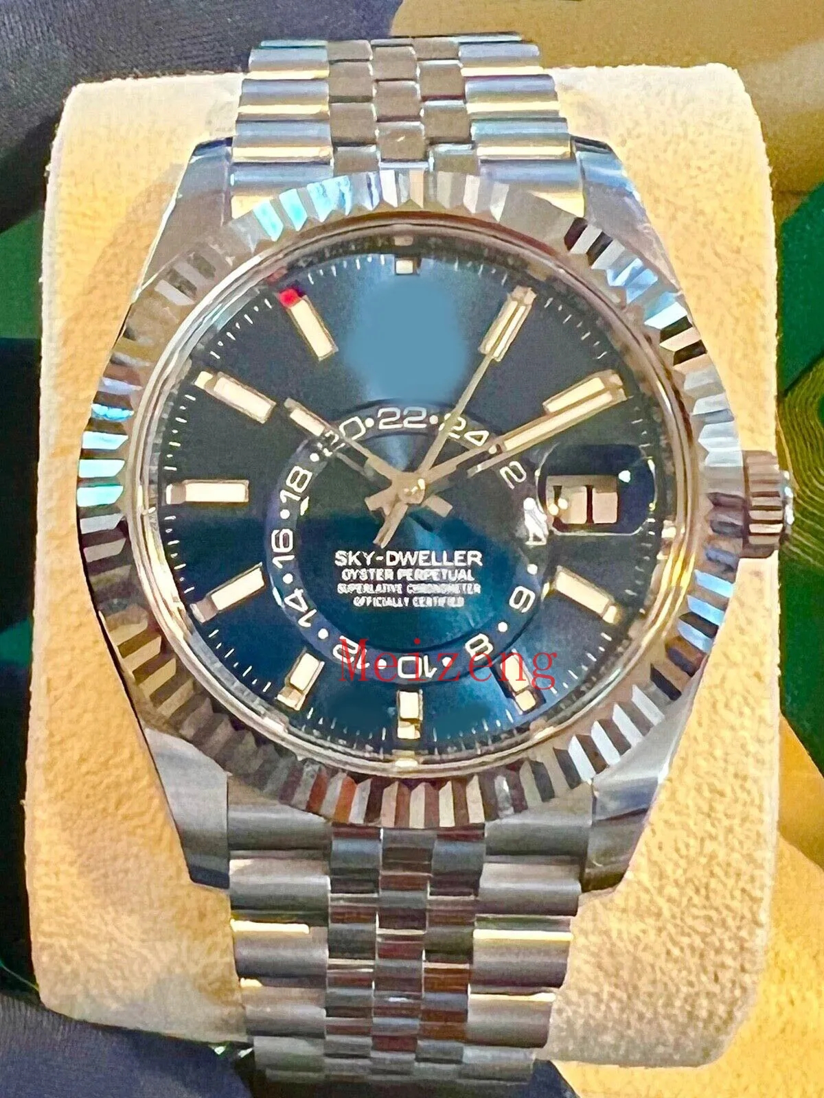 Luxury Wristwatch BRAND NEW Sky-Dweller White Gold BLUE DIAL 42mm Jubilee Watch 326934 Men's Automatic Watches, Color
Luxury Wristwatch BRAND NEW Sky-Dweller White Gold BLUE DIAL 42mm Jubilee Watch 326934 Men's Automatic Watches, Color