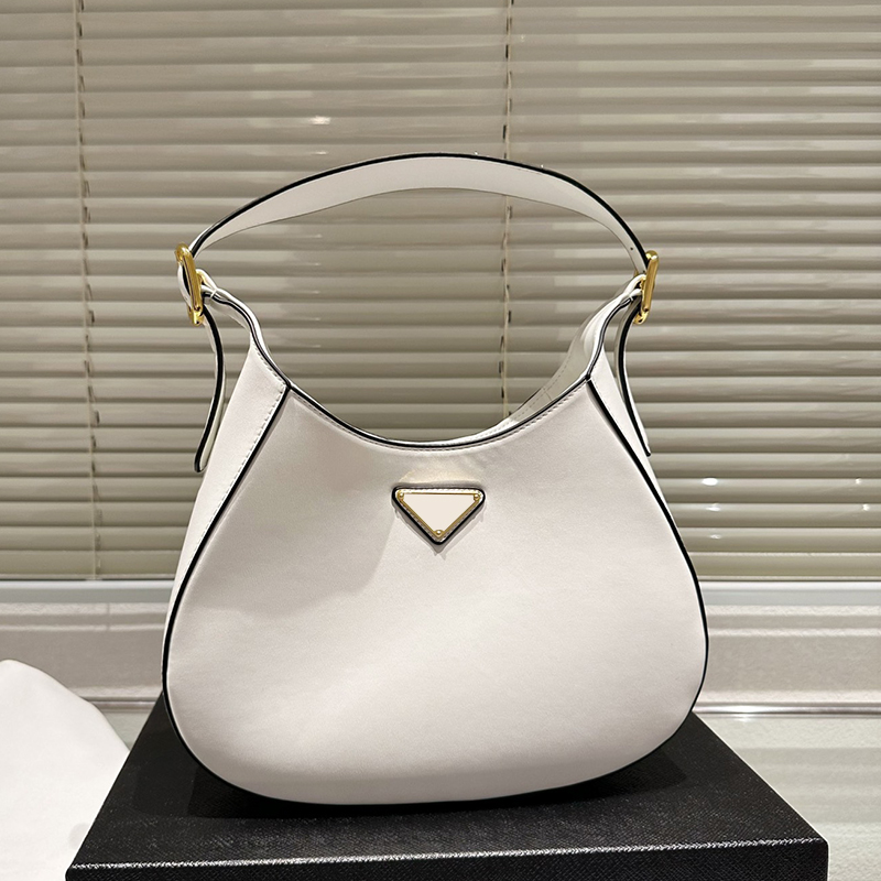 Designer Bag Cleo tote bag Crossbody Shoulder Purse Luxurys Women Underarm Bags Leather wallet Fashion Plain Saddle Handbags, C4 
Designer Bag Cleo tote bag Crossbody Shoulder Purse Luxurys Women Underarm Bags Leather wallet Fashion Plain Saddle Handbags, C4