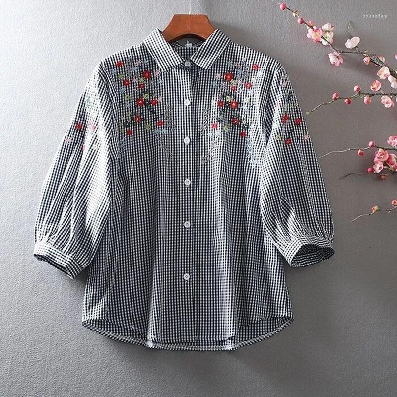 Women's Blouses 2023 Seven-point Sleeve Shirt Female Fresh Embroidered Flowers POLO Collar Loose Large Yards Retro Literature Plaid Tops, White
Women's Blouses 2023 Seven-point Sleeve Shirt Female Fresh Embroidered Flowers POLO Collar Loose Large Yards Retro Literature Plaid Tops, White