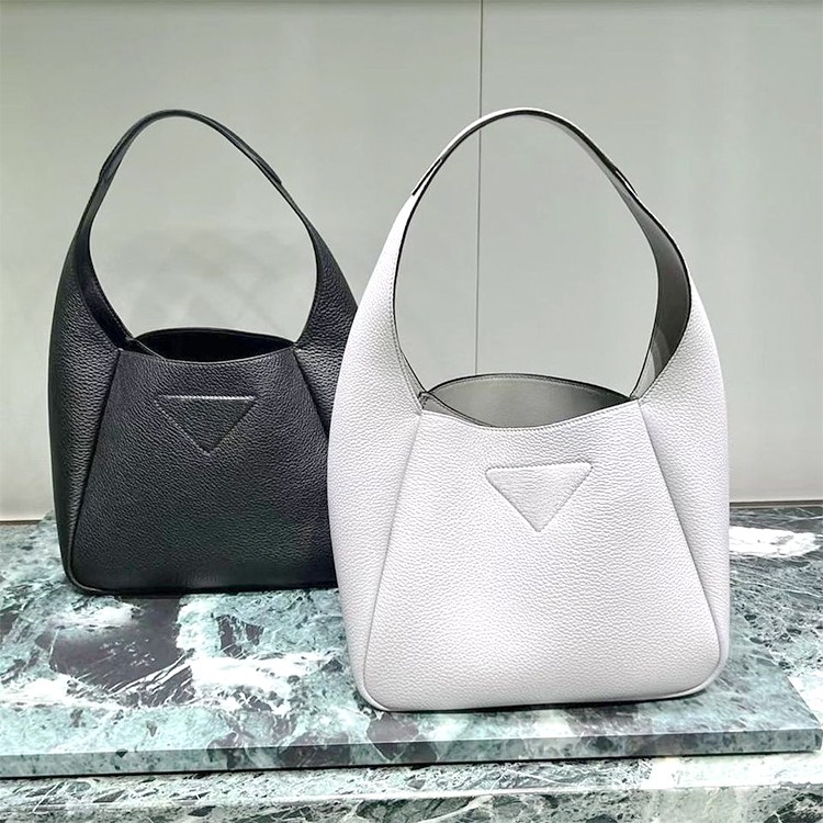 Luxury Designer Cowhide Triangle Hobo bag basket prad tote crossbody handbag shoulder Bag Metal fittings Magnetic snap closure Womens Mens Underarm clutch bags, White
Luxury Designer Cowhide Triangle Hobo bag basket prad tote crossbody handbag shoulder Bag Metal fittings Magnetic snap closure Womens Mens Underarm clutch bags, White