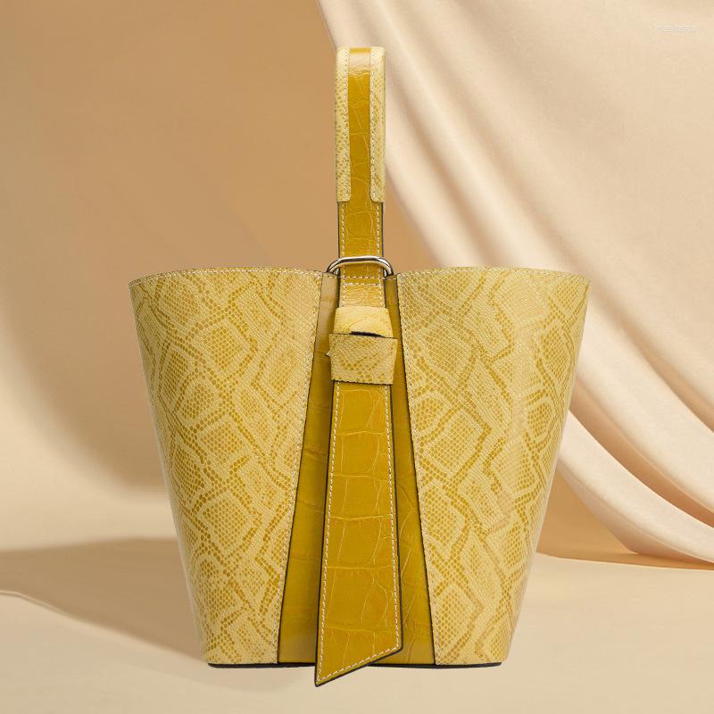 Evening Bags 2023 Women Head Genuine Leather Lady Shoulder Messenger Cross Body Clutch Armpit Bucket Purses And Handbags Luxury Designer, Green
Evening Bags 2023 Women Head Genuine Leather Lady Shoulder Messenger Cross Body Clutch Armpit Bucket Purses And Handbags Luxury Designer, Green