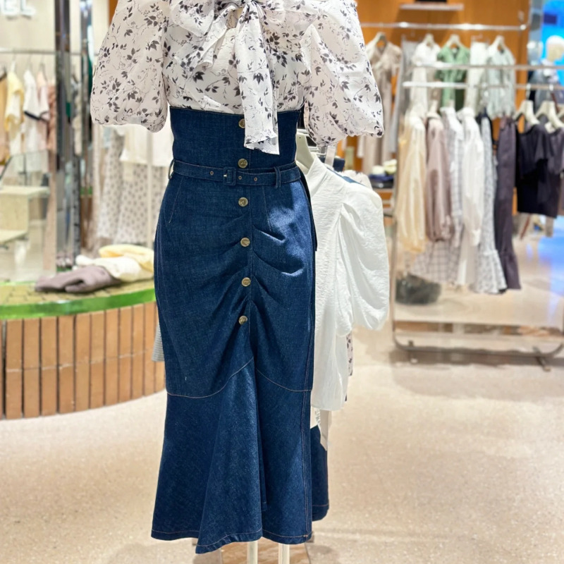 Skirts Kuzuwata 2023 Spring High Waist Irregular Skirt Solid Color Elegant Temperament Mujer Faldas Polka Dot Harajuku Mermaid Jupe 230420
