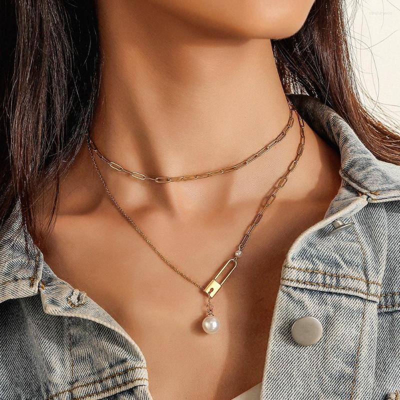 Choker JIOROMY 2pc Set Gold Color Pin Rectangle Pearl Pendant Necklace For Women Girl Fashion Creative Clavicle Chain Party Jewelry
Choker JIOROMY 2pc Set Gold Color Pin Rectangle Pearl Pendant Necklace For Women Girl Fashion Creative Clavicle Chain Party Jewelry