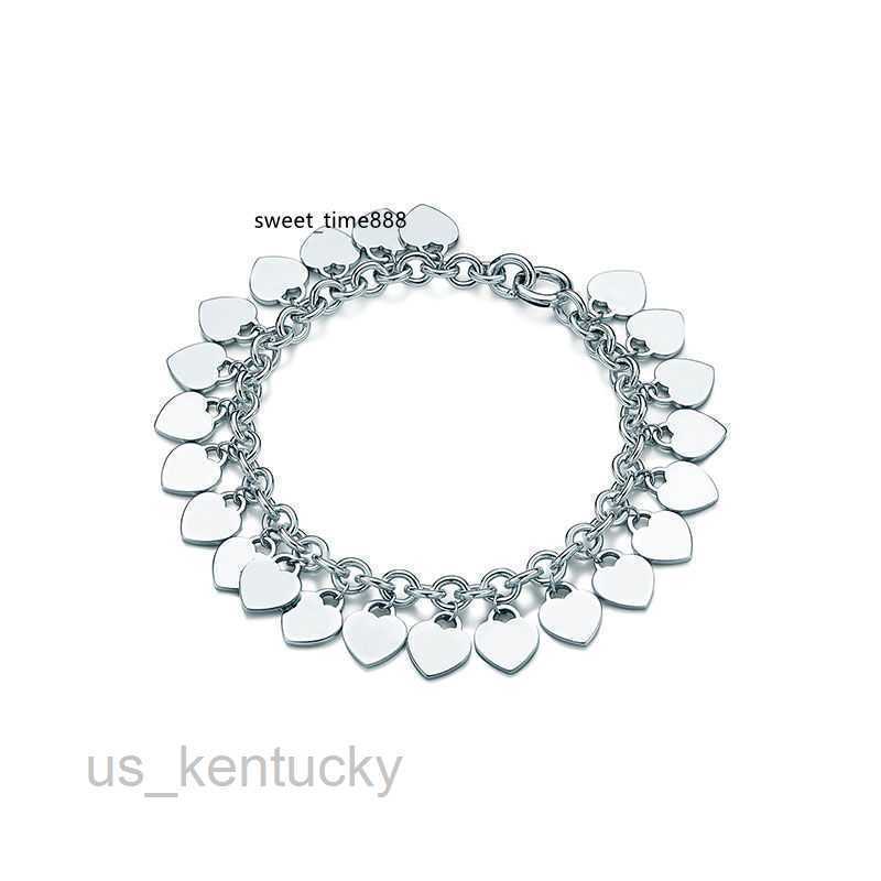 Charm Bracelets Famous 925 Sterling silver designer brands Classic Charm DIY Bracelet Multi Heart Label Handwear L221216
Charm Bracelets Famous 925 Sterling silver designer brands Classic Charm DIY Bracelet Multi Heart Label Handwear L221216